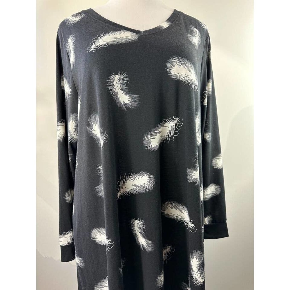 Lularoe Emily Dress Long Sleeve Swing Stretch Pockets V-Neck Plus Size 3XL - Picture 2 of 3